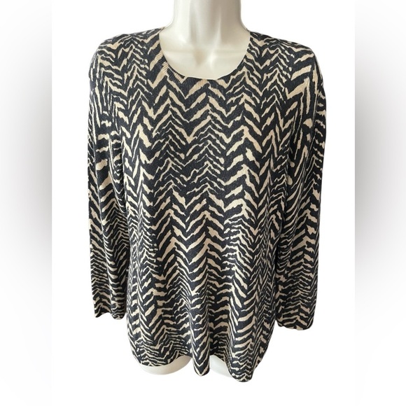 J.Mclaughlin 100% Cashmere Animal Print Sweater Sz M Long Sleeve Classic Preppy - Picture 3 of 10